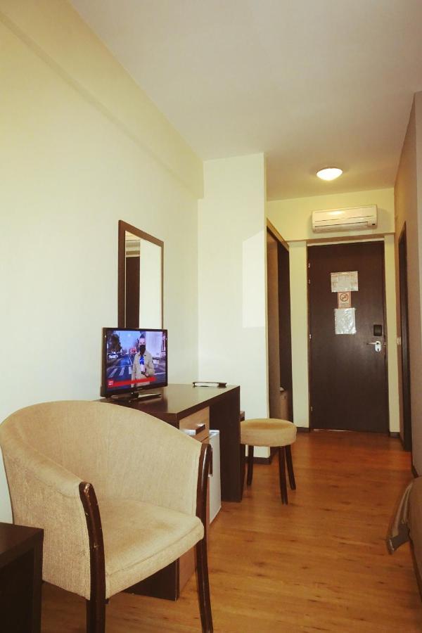 Hotel Nord Ploiesti Ngoại thất bức ảnh