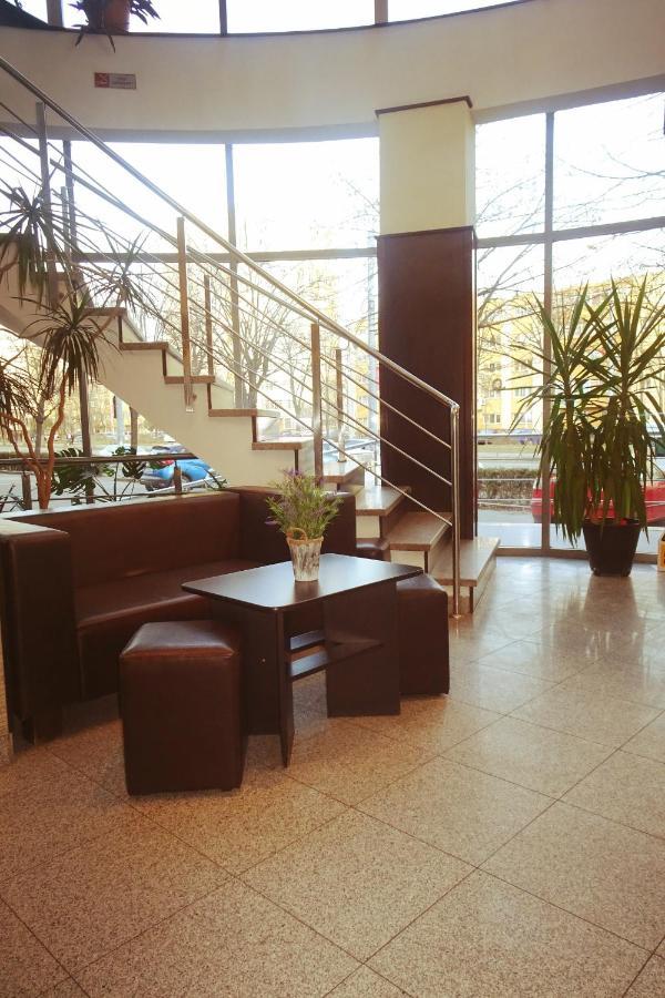 Hotel Nord Ploiesti Ngoại thất bức ảnh
