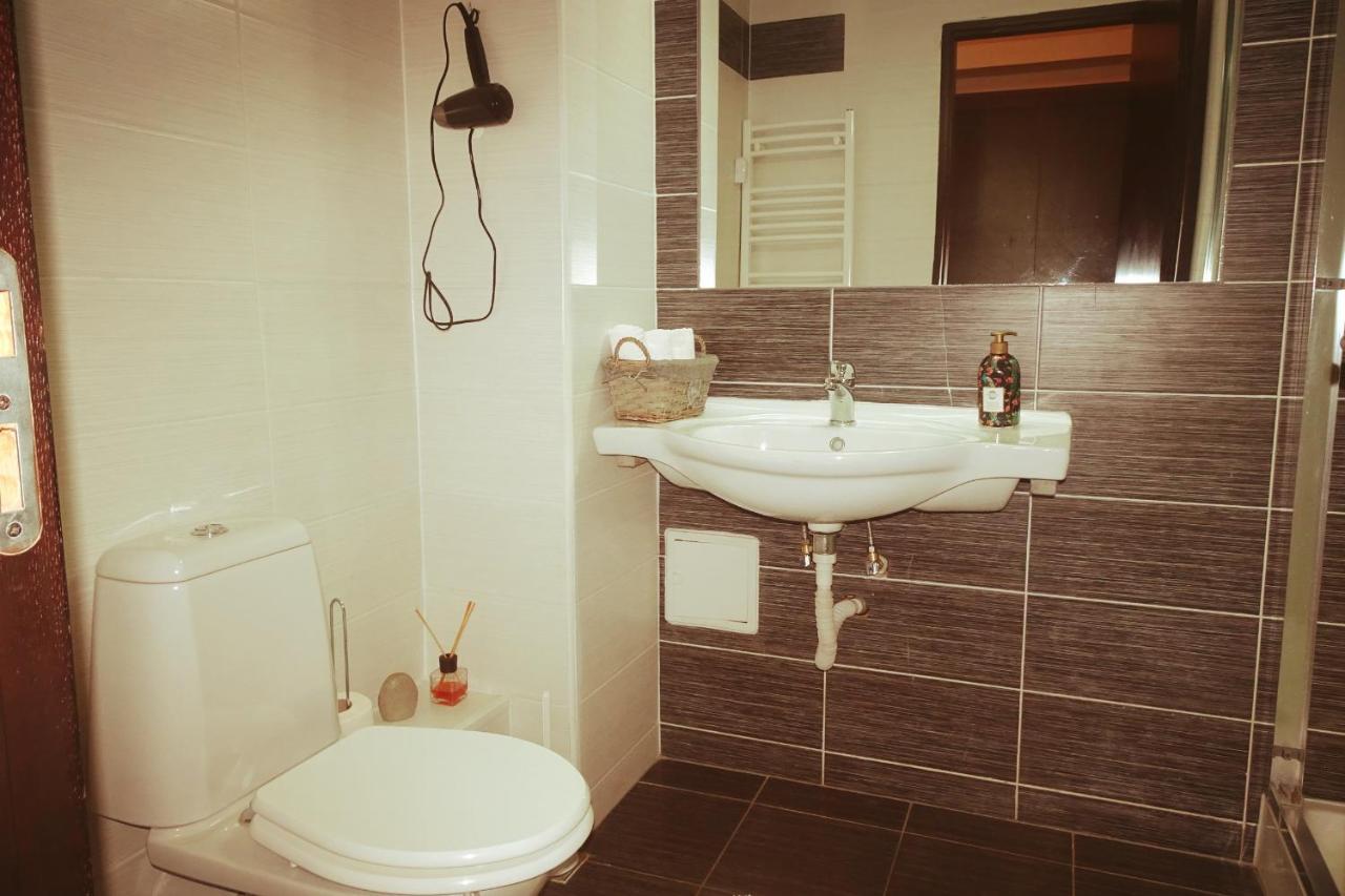 Hotel Nord Ploiesti Ngoại thất bức ảnh